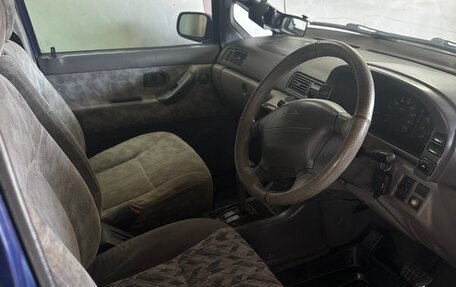 Nissan Prairie III, 1998 год, 220 000 рублей, 4 фотография