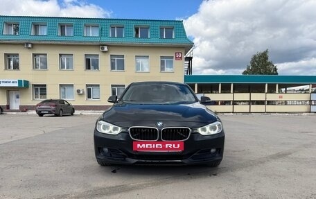 BMW 3 серия, 2013 год, 1 250 000 рублей, 12 фотография