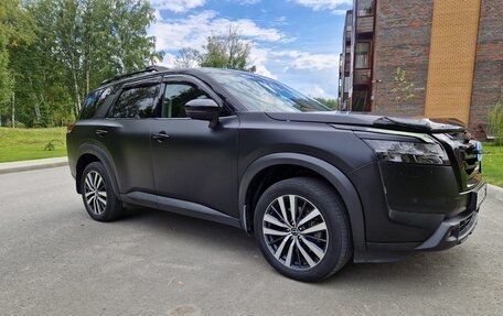 Nissan Pathfinder, 2021 год, 4 900 000 рублей, 2 фотография