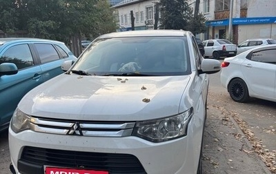 Mitsubishi Outlander III рестайлинг 3, 2014 год, 1 430 000 рублей, 1 фотография