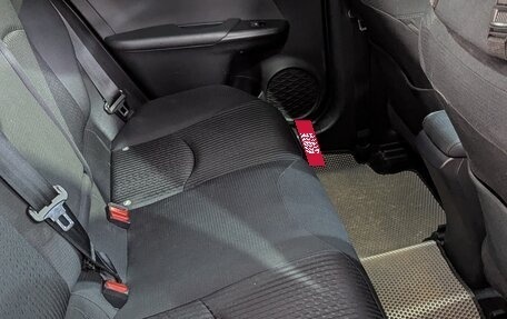 Toyota Prius IV XW50, 2017 год, 1 750 000 рублей, 6 фотография