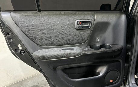 Toyota Kluger I, 2001 год, 1 100 000 рублей, 13 фотография