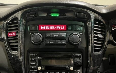 Toyota Kluger I, 2001 год, 1 100 000 рублей, 28 фотография