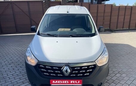 Renault Dokker, 2018 год, 1 100 000 рублей, 3 фотография