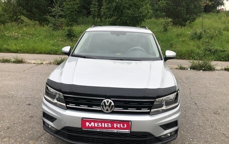 Volkswagen Tiguan II, 2019 год, 2 050 000 рублей, 1 фотография