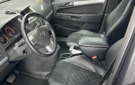 Opel Zafira B, 2010 год, 650 000 рублей, 8 фотография