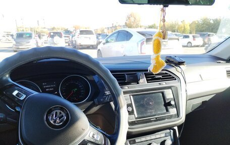 Volkswagen Tiguan II, 2019 год, 2 050 000 рублей, 6 фотография
