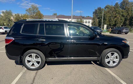 Toyota Highlander III, 2012 год, 1 700 000 рублей, 6 фотография