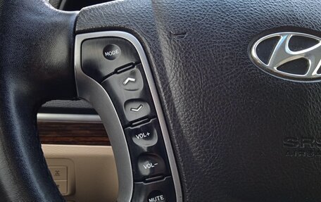 Hyundai Santa Fe III рестайлинг, 2011 год, 1 320 000 рублей, 19 фотография