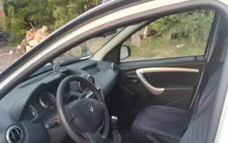 Renault Duster I рестайлинг, 2015 год, 950 000 рублей, 3 фотография