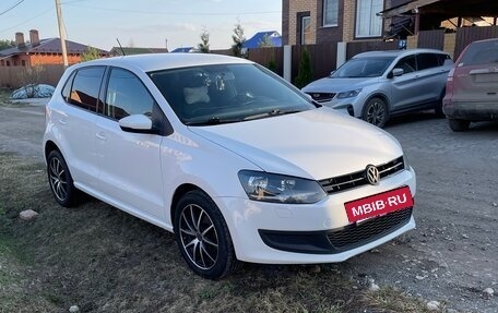 Volkswagen Polo VI (EU Market), 2012 год, 875 000 рублей, 2 фотография