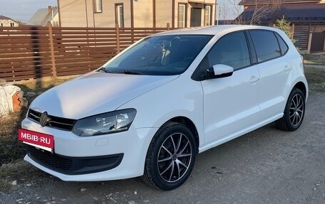 Volkswagen Polo VI (EU Market), 2012 год, 875 000 рублей, 3 фотография