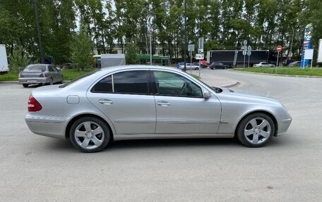 Mercedes-Benz E-Класс, 2004 год, 800 000 рублей, 3 фотография