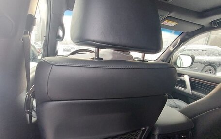 Toyota Land Cruiser 200, 2020 год, 7 350 000 рублей, 20 фотография