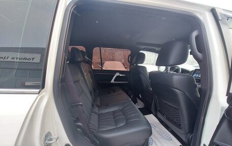 Toyota Land Cruiser 200, 2020 год, 7 350 000 рублей, 17 фотография