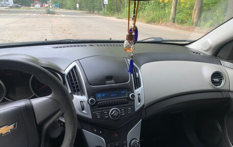 Chevrolet Cruze II, 2013 год, 440 000 рублей, 7 фотография
