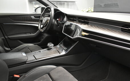 Audi A6, 2019 год, 3 200 000 рублей, 8 фотография