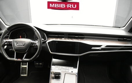 Audi A6, 2019 год, 3 200 000 рублей, 10 фотография