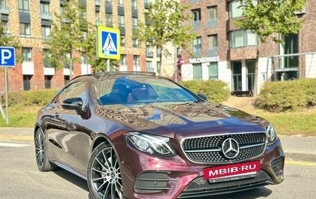 Mercedes-Benz E-Класс, 2018 год, 3 849 000 рублей, 4 фотография