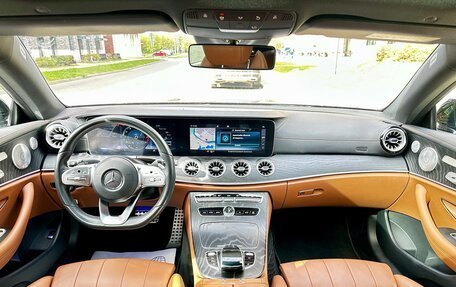 Mercedes-Benz E-Класс, 2018 год, 3 849 000 рублей, 33 фотография