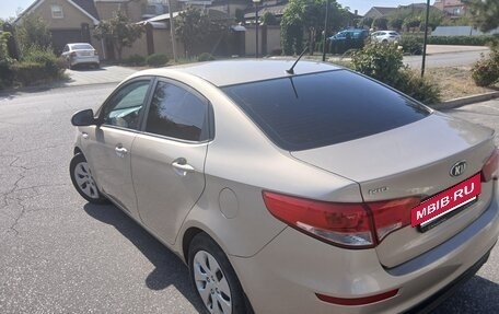 KIA Rio III рестайлинг, 2015 год, 825 000 рублей, 8 фотография