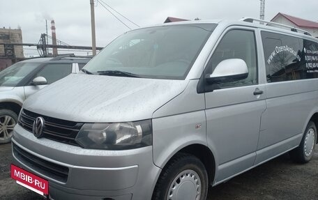 Volkswagen Caravelle T5, 2011 год, 1 850 000 рублей, 5 фотография