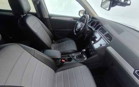 Volkswagen Tiguan II, 2020 год, 2 530 000 рублей, 12 фотография