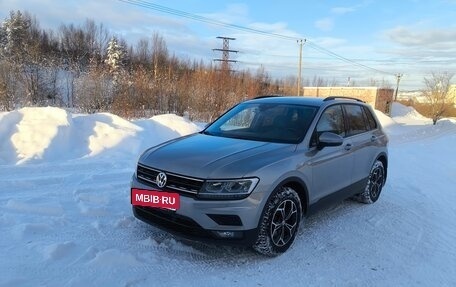 Volkswagen Tiguan II, 2020 год, 2 530 000 рублей, 2 фотография
