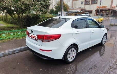 KIA Rio III рестайлинг, 2015 год, 820 000 рублей, 3 фотография