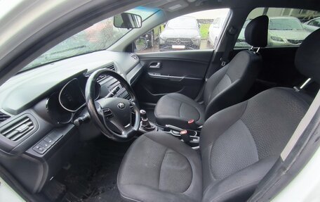 KIA Rio III рестайлинг, 2015 год, 820 000 рублей, 5 фотография
