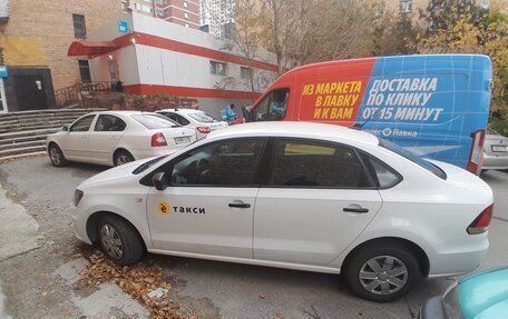 Volkswagen Polo VI (EU Market), 2019 год, 620 000 рублей, 2 фотография