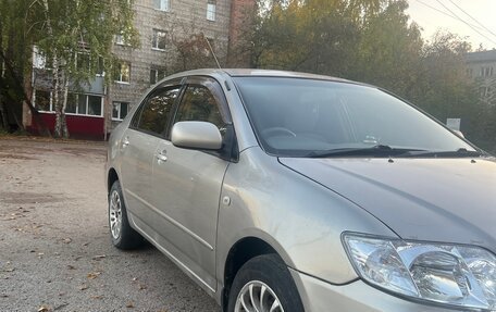 Toyota Corolla, 2004 год, 550 000 рублей, 3 фотография