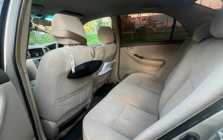 Toyota Corolla, 2004 год, 550 000 рублей, 8 фотография