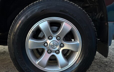 Toyota Land Cruiser Prado 120 рестайлинг, 2007 год, 2 399 000 рублей, 12 фотография