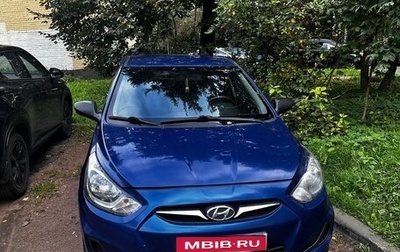 Hyundai Solaris II рестайлинг, 2011 год, 780 000 рублей, 1 фотография