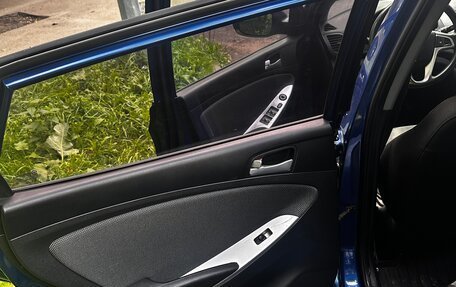 Hyundai Solaris II рестайлинг, 2011 год, 780 000 рублей, 6 фотография