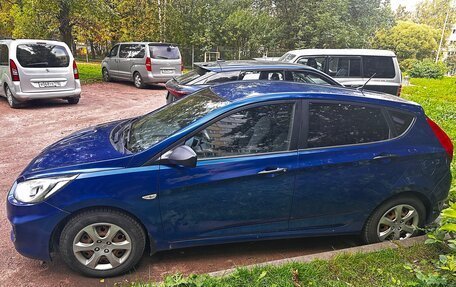 Hyundai Solaris II рестайлинг, 2011 год, 780 000 рублей, 3 фотография