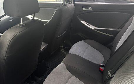 Hyundai Solaris II рестайлинг, 2011 год, 780 000 рублей, 5 фотография