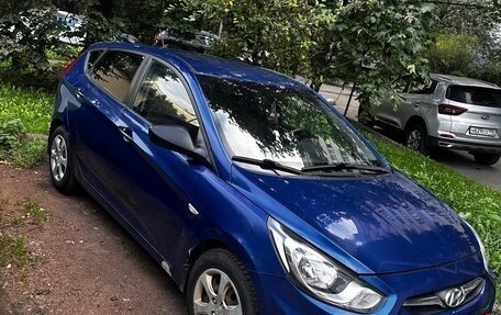Hyundai Solaris II рестайлинг, 2011 год, 780 000 рублей, 2 фотография