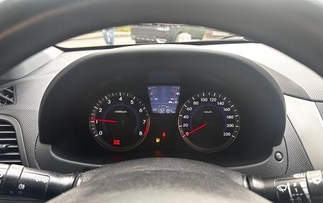 Hyundai Solaris II рестайлинг, 2011 год, 780 000 рублей, 11 фотография