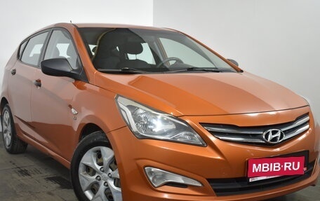 Hyundai Solaris II рестайлинг, 2015 год, 899 000 рублей, 1 фотография