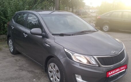 KIA Rio III рестайлинг, 2013 год, 650 000 рублей, 2 фотография
