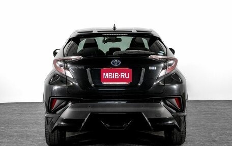 Toyota C-HR I рестайлинг, 2017 год, 1 750 000 рублей, 4 фотография