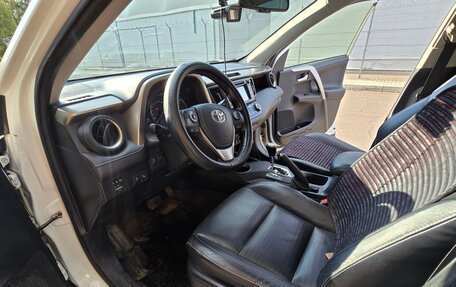 Toyota RAV4, 2014 год, 2 380 000 рублей, 7 фотография