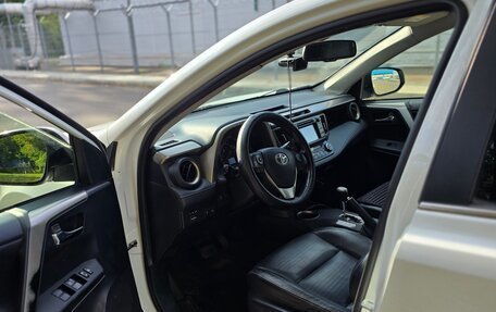 Toyota RAV4, 2014 год, 2 380 000 рублей, 13 фотография