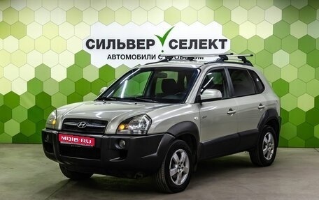 Hyundai Tucson III, 2006 год, 900 000 рублей, 1 фотография
