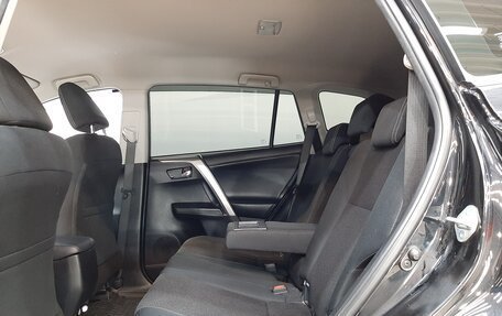 Toyota RAV4, 2017 год, 2 250 000 рублей, 12 фотография