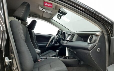 Toyota RAV4, 2017 год, 2 250 000 рублей, 11 фотография