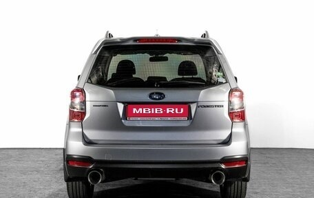 Subaru Forester, 2015 год, 1 780 000 рублей, 4 фотография