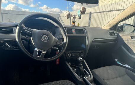 Volkswagen Jetta VI, 2012 год, 865 000 рублей, 7 фотография